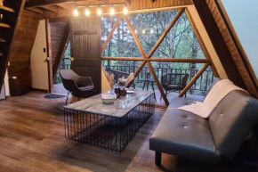 Moonrise Retreat Cabin